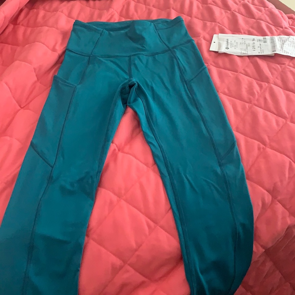 brand new lululemon leggings! never worn